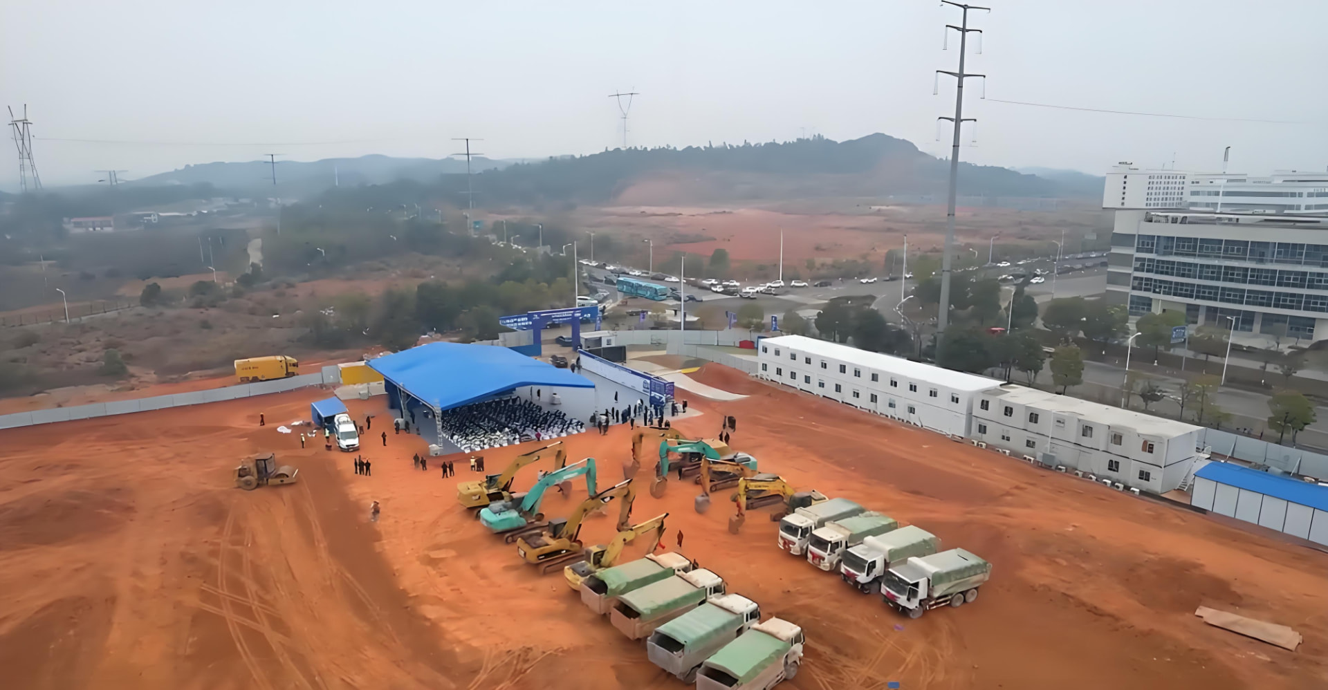 项目场地全景 · 通用工程资料